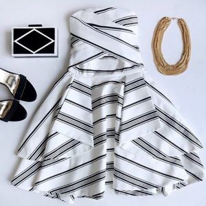 CAMEO NIGHT TALE STRAPLESS DRESS